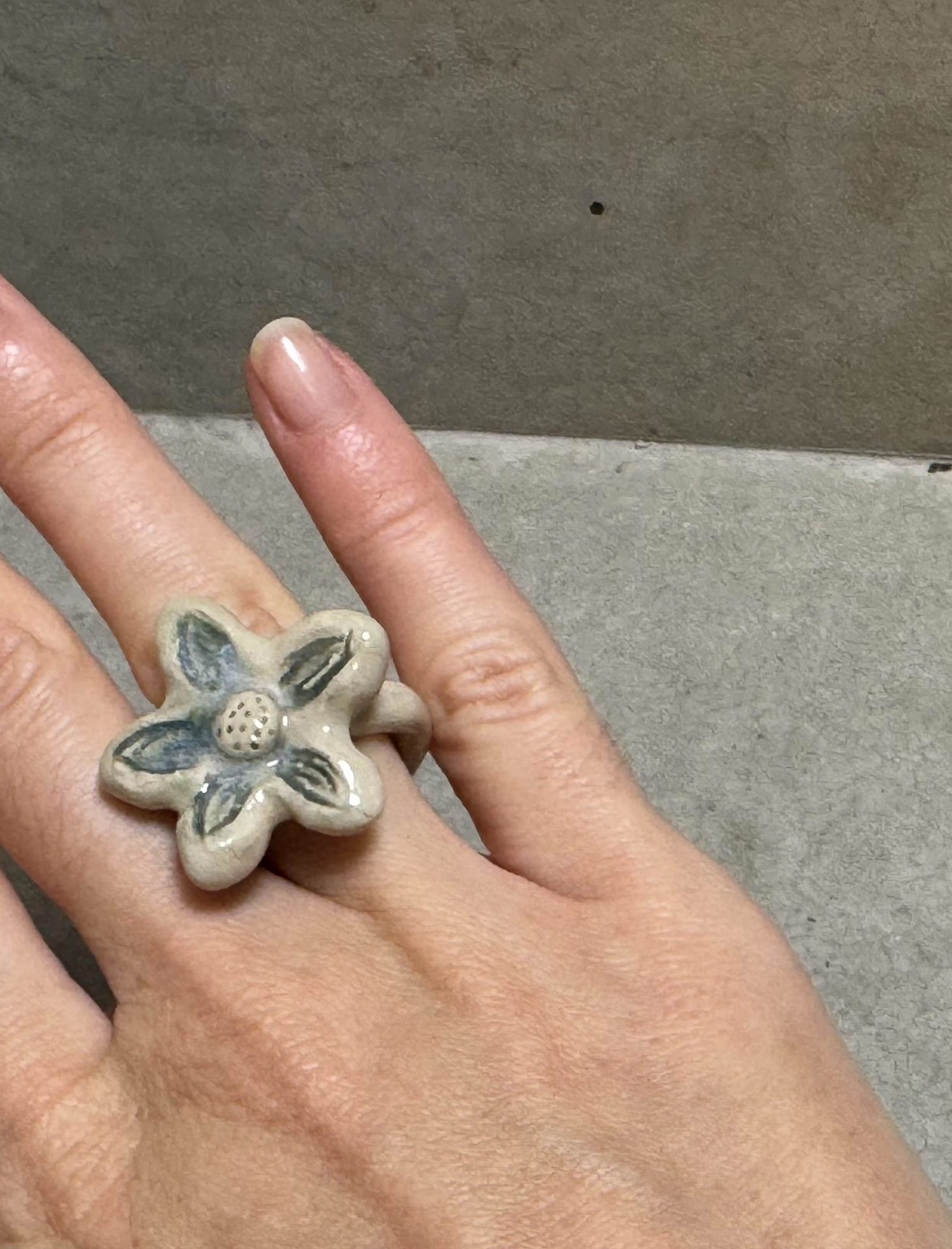 The Floral Ringe beige/blue