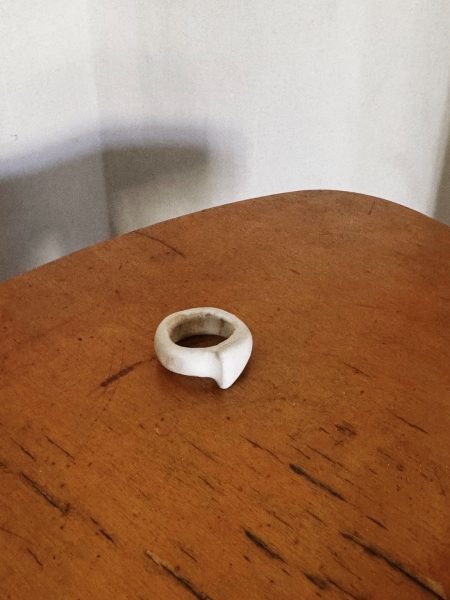 The Manto Blanco Ring